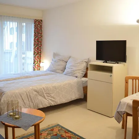 Apartamento Willkommen-gemuetlich, Balkon, Parkplatz Direkt In São Moritz