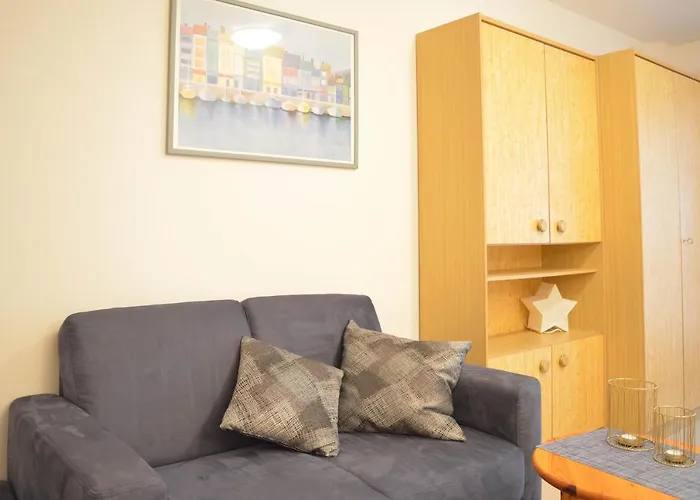 Willkommen-gemuetlich, Balkon, Parkplatz Direkt In Apartamento